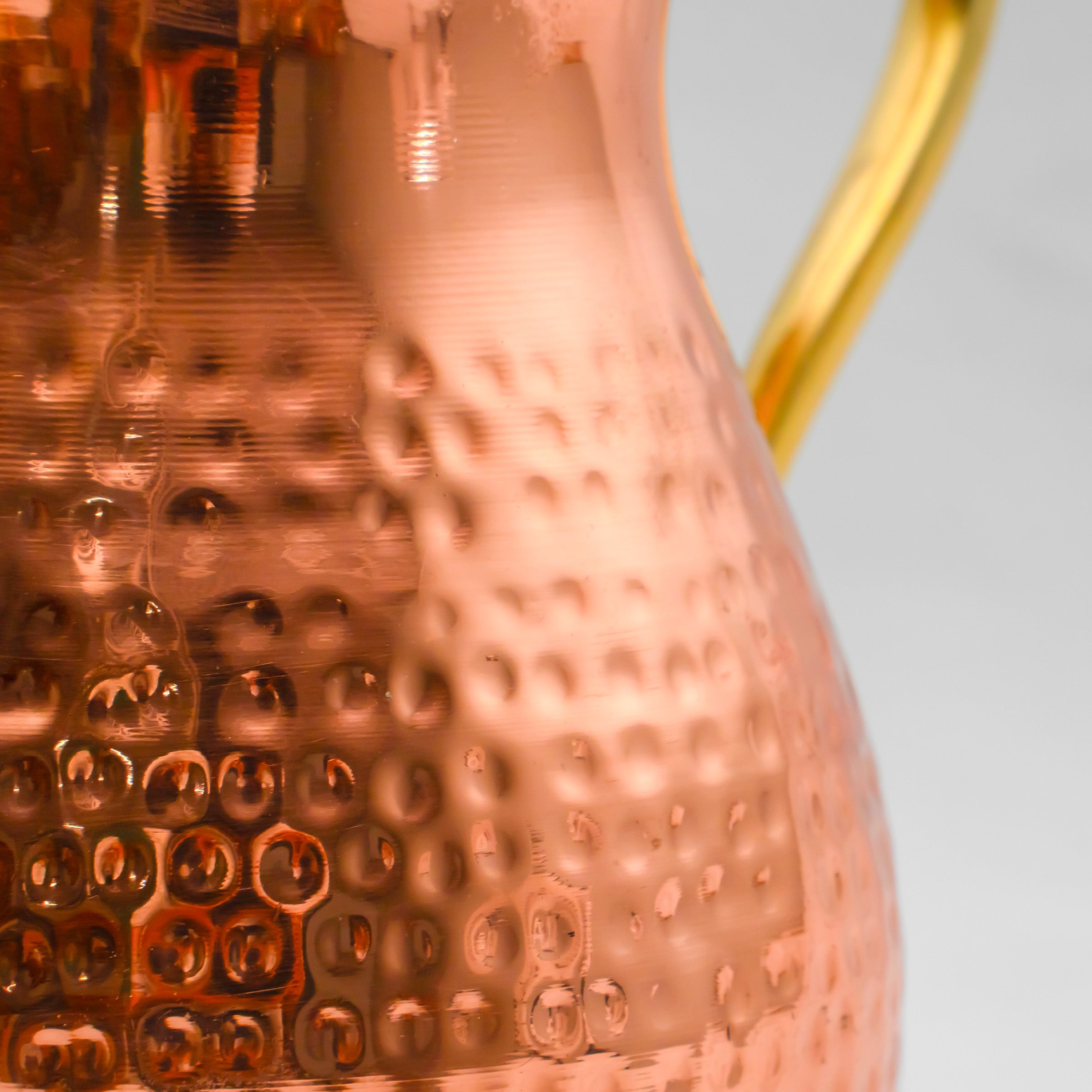 Pure Copper Jug for Water with Lid & Handle - Antioxidant and Antimicrobial - Harmless & Lead-Free - Very Strong & Durable - 1L
