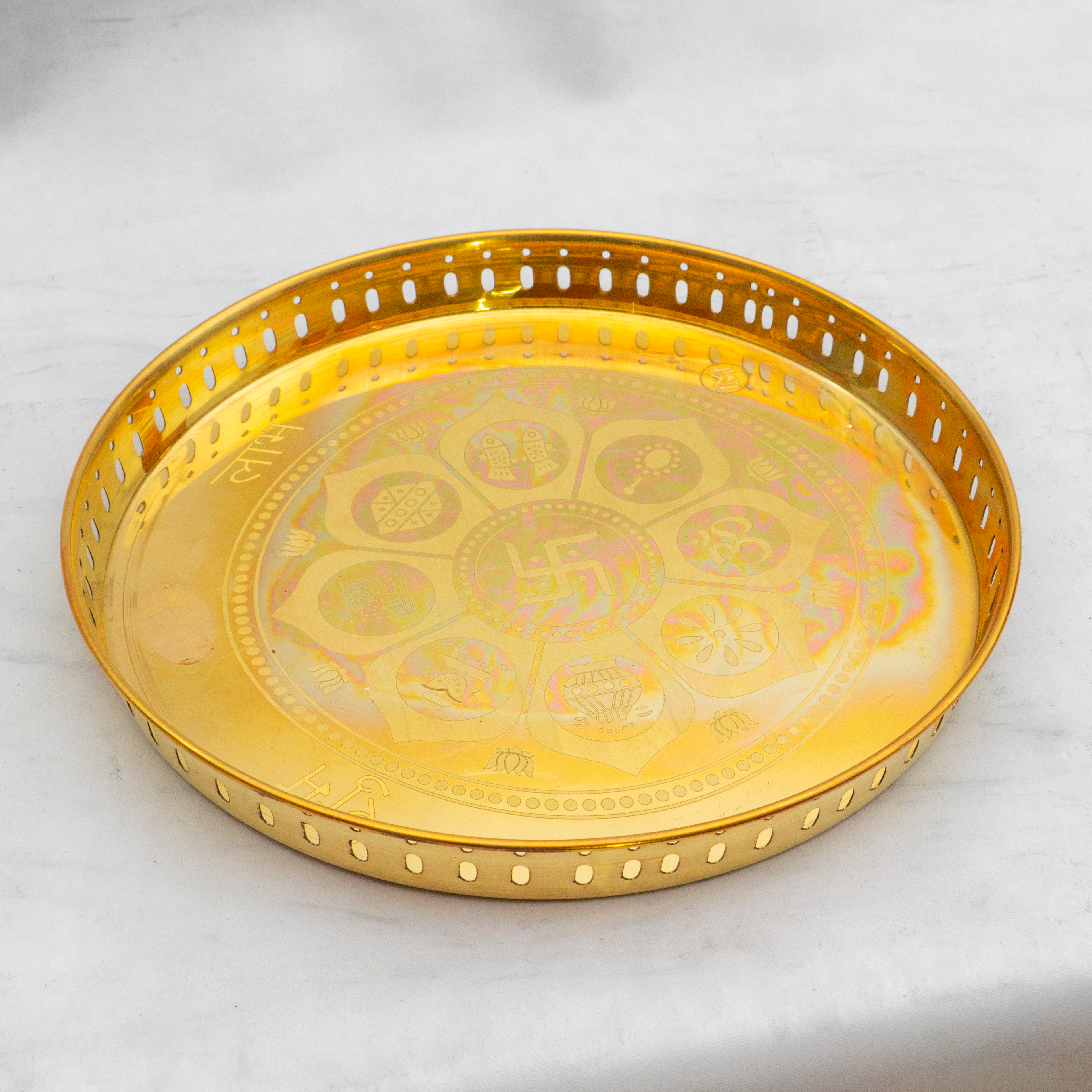 Healthsmith Pure Brass Ashtamangal Pooja Thali Set of 11-1 Ghanti, 1 Pooja Aarti, 1 Fulpatra, 1 Pali, 2 Wati, 1 Kalash, 1 Chaumukha, 1 Incense Burner, 1 Kapoor Aarti & 1 Thali - 12 inch, 1200gm